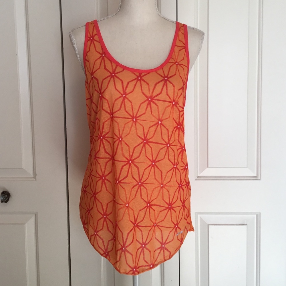 Brooks criss cross athletic top
